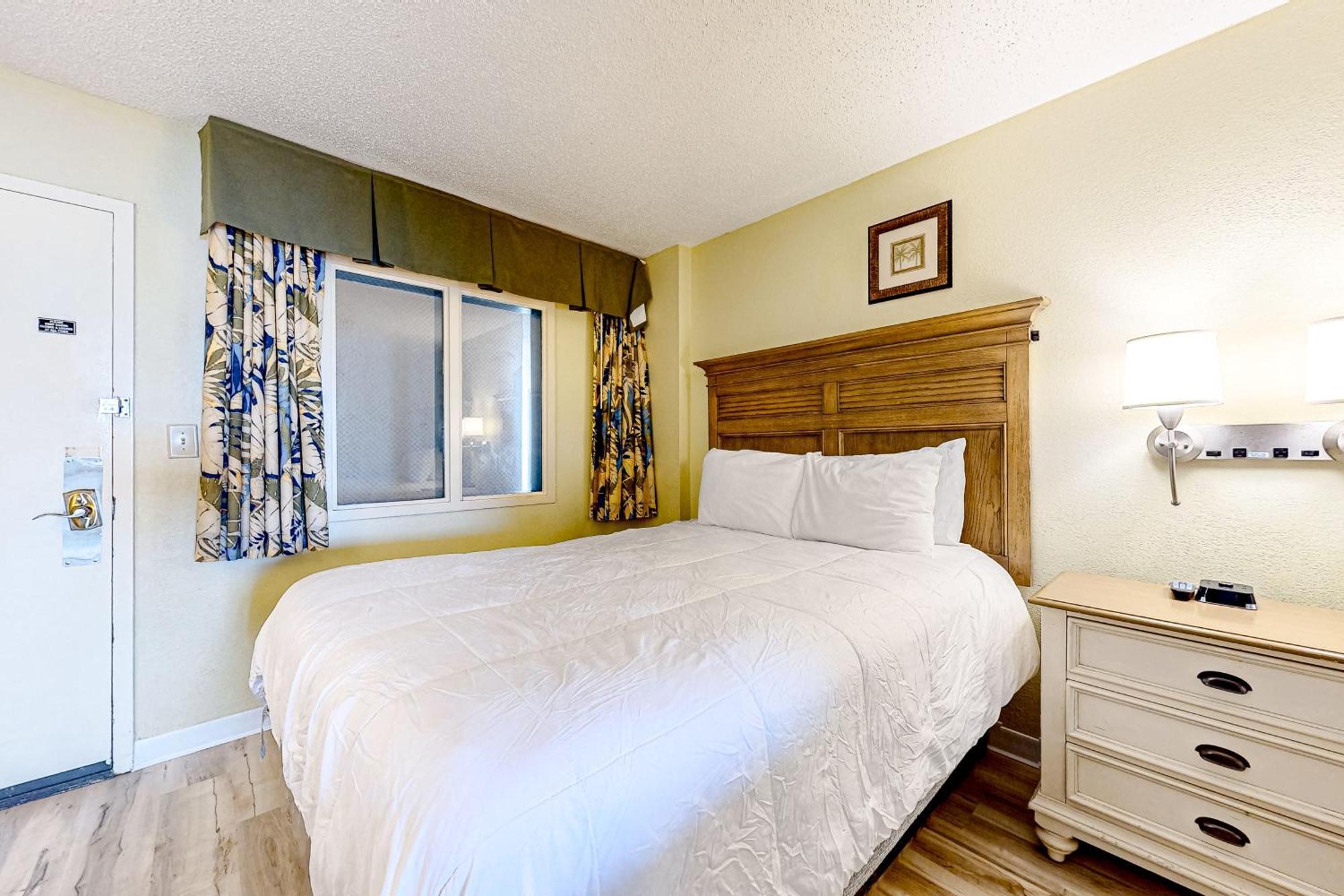 Apartment Compass Cove 655